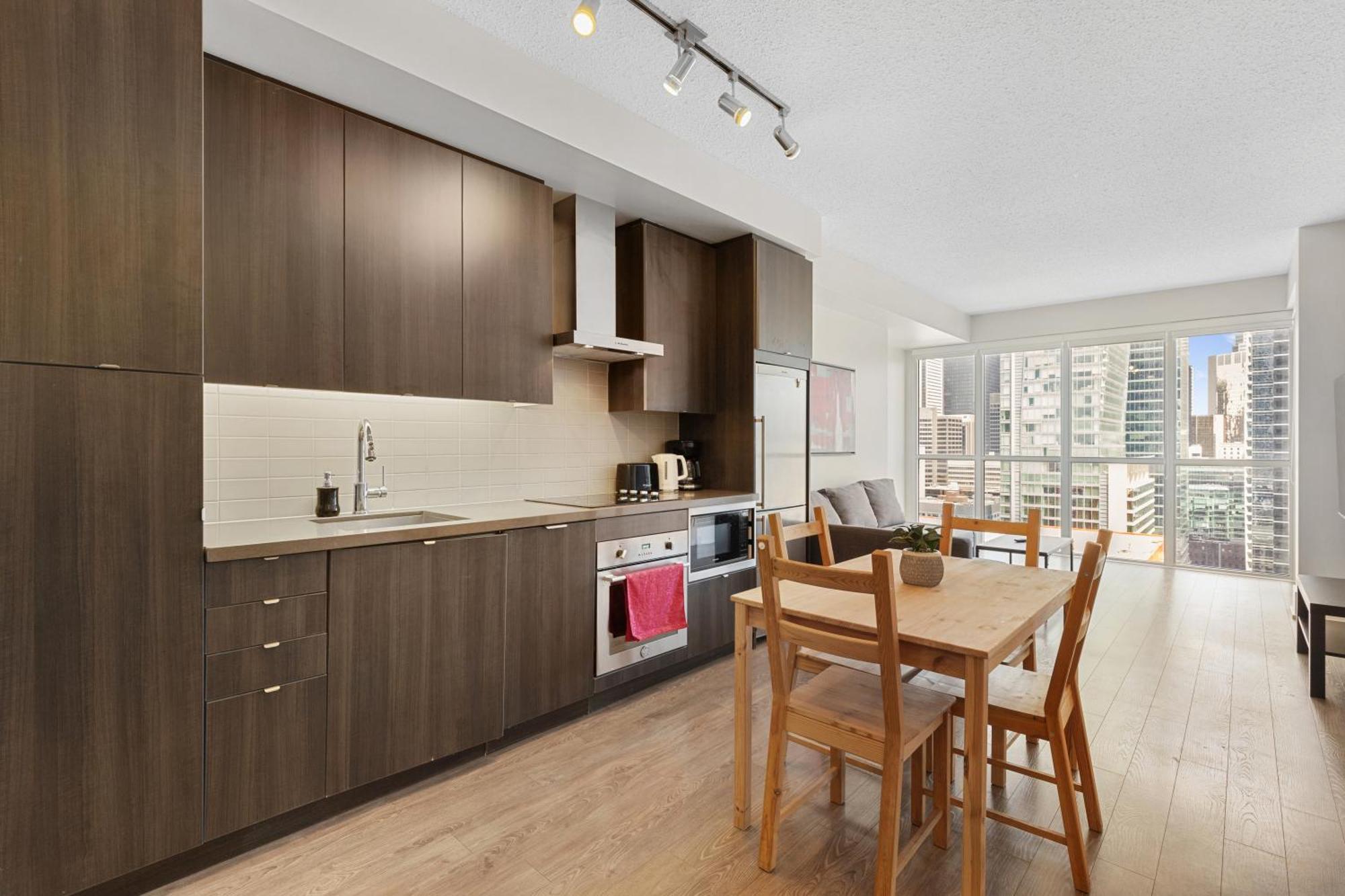 2Bedroom Cn Tower And Water Views - Free Parking - Rooftop Pool Toronto Kültér fotó